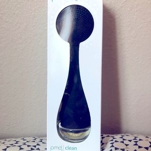 PMD Clean facial cleansing device, NIB, navy blue